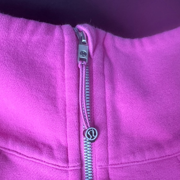 Lululemon Hot Pink Cropped Skuba - Picture 3 of 3